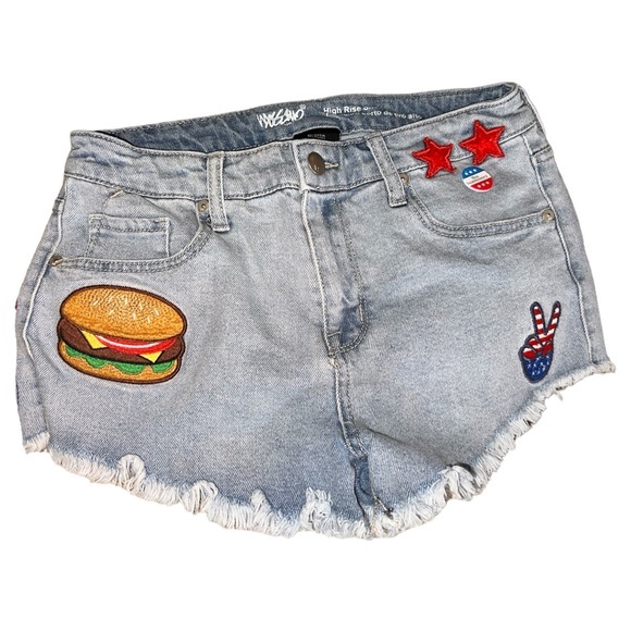 VOTE -USA Mossimo High Rise Denim Shorts with Hamburger Patch July Fourth Size 6 - Picture 1 of 8